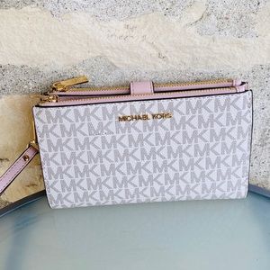 NWT Michael Kors double zip signature wallet